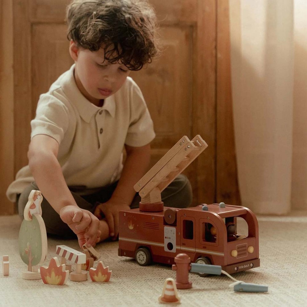 Fire Truck with Extendable Ladder and Accessories - Little Dutch